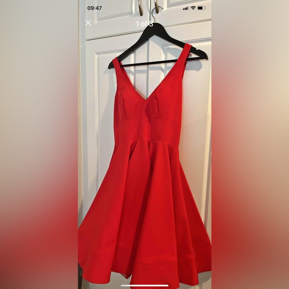 Elegant Red Sleeveless Dress